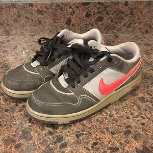 Nike Boys tennis shoes, size 5
